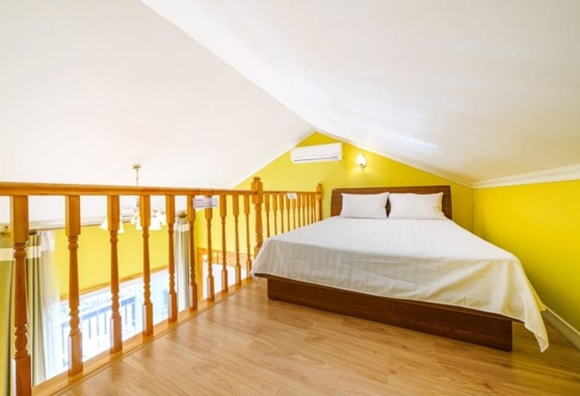 Gangneung Gyeongpoui Haru Pension