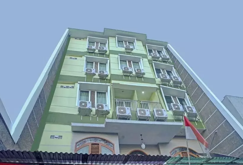 ホテル Balqies Homestay Syariah By Oyo