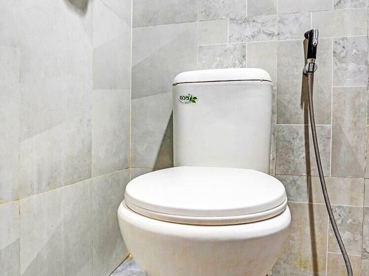 Hotell Capital O 90888 Bintang Diponggo Residence