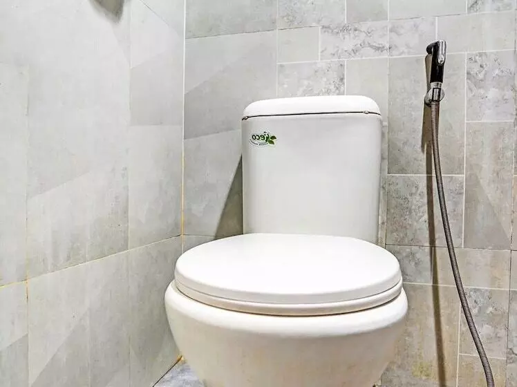 ホテル Capital O 90888 Bintang Diponggo Residence