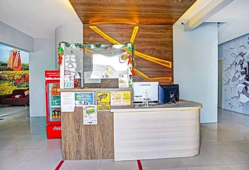 ホテル Capital O 90888 Bintang Diponggo Residence