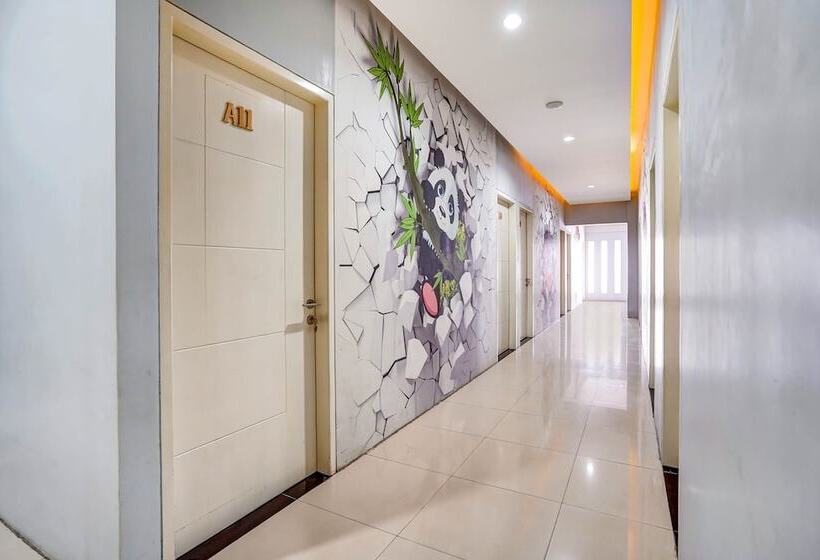 Hotell Capital O 90888 Bintang Diponggo Residence