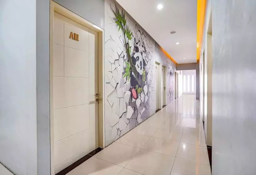 ホテル Capital O 90888 Bintang Diponggo Residence