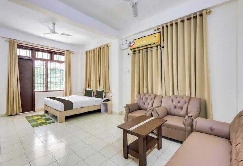 Hotel Erica Residency