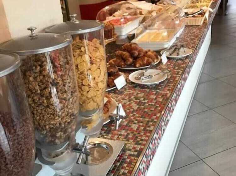 Pfa Hotel La Darsena