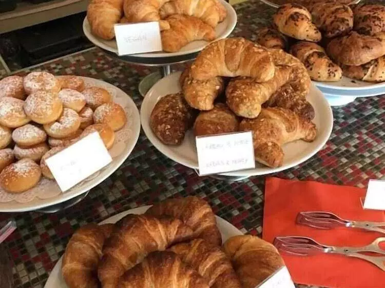 Pfa Hotel La Darsena