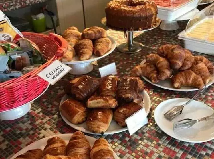 Pfa Hotel La Darsena