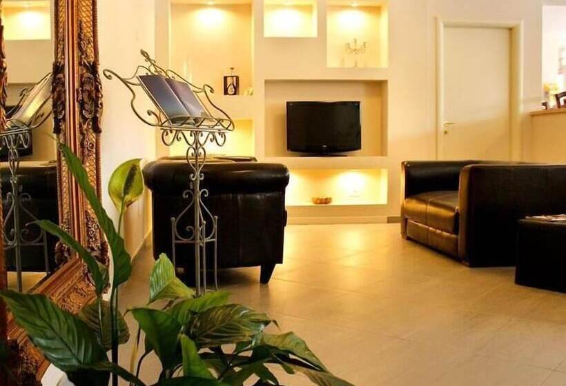 Pfa Hotel La Darsena