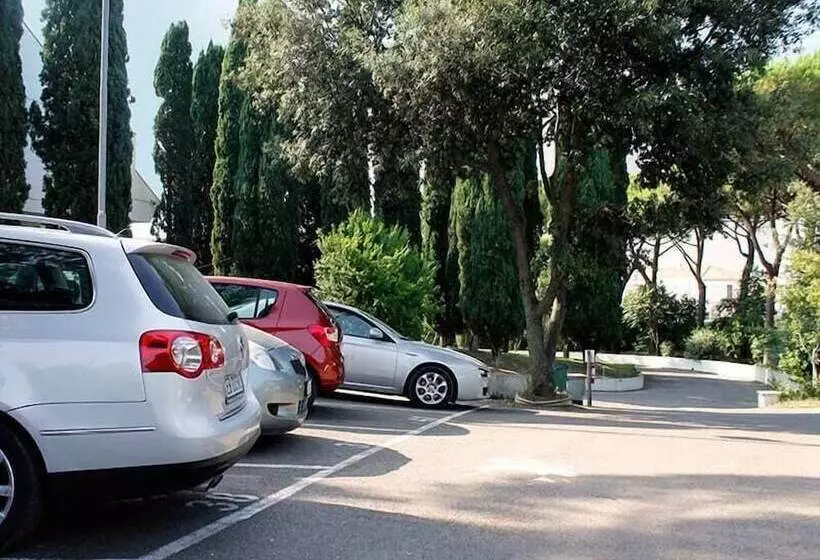 Pfa Hotel La Darsena