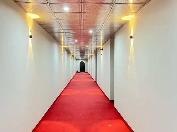 هتل Niagara Falls Bahawalpur