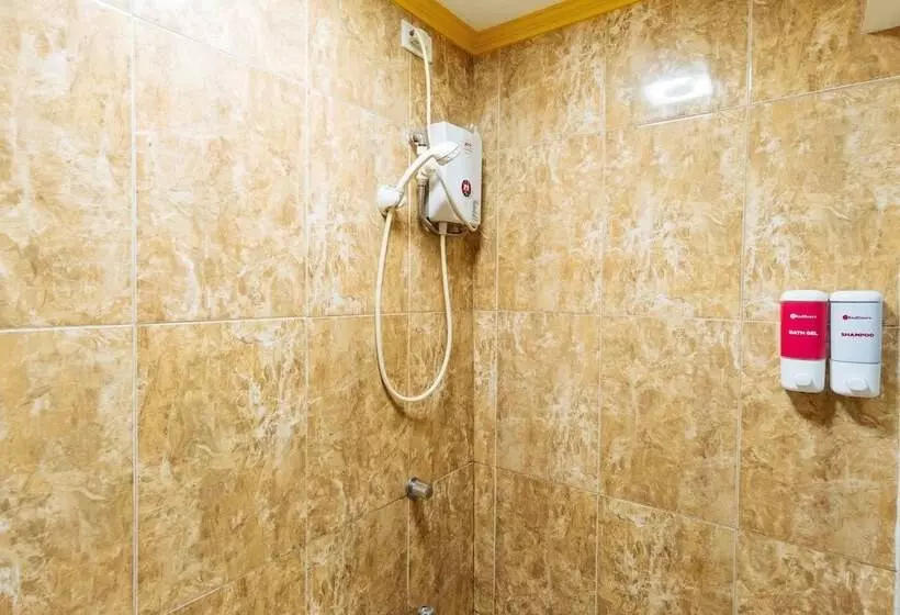 Hotelli Reddoorz Plus Near Strawberry Farm Baguio