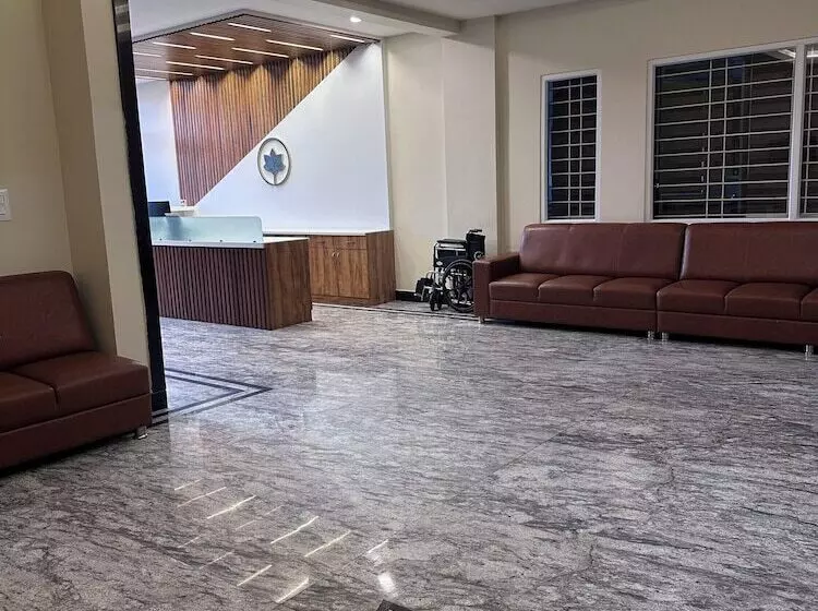 Hotelli Sadanand's Highway Inn