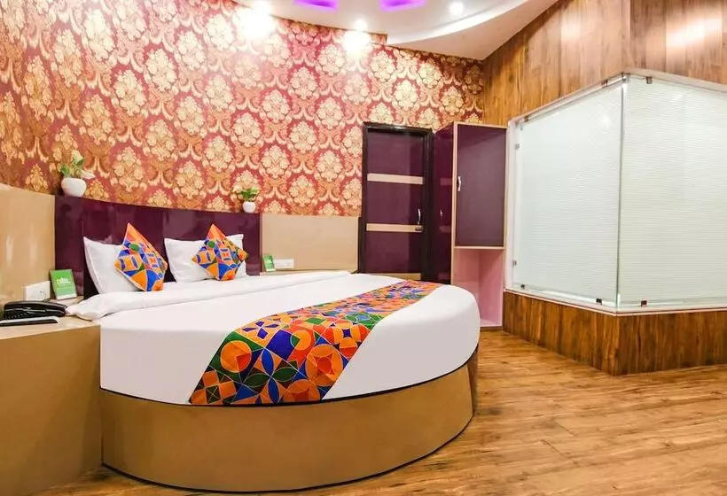 Fabhotel Sallow Grand