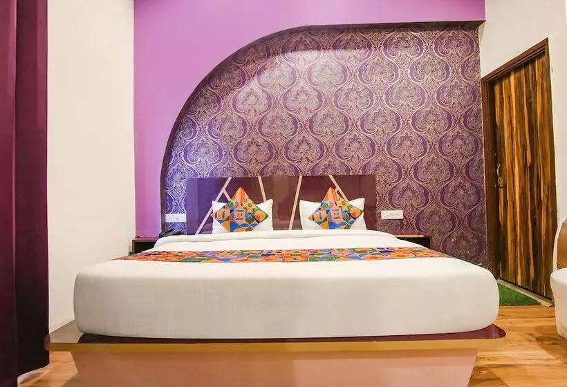Fabhotel Sallow Grand