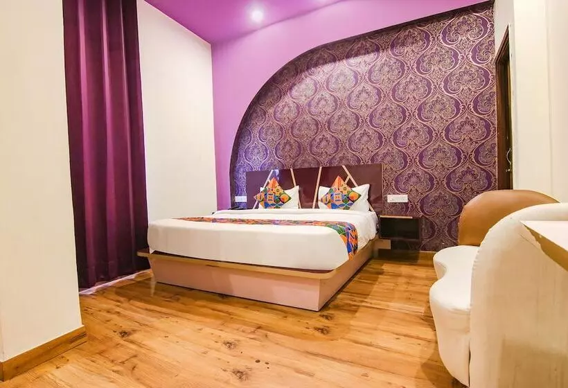 Fabhotel Sallow Grand