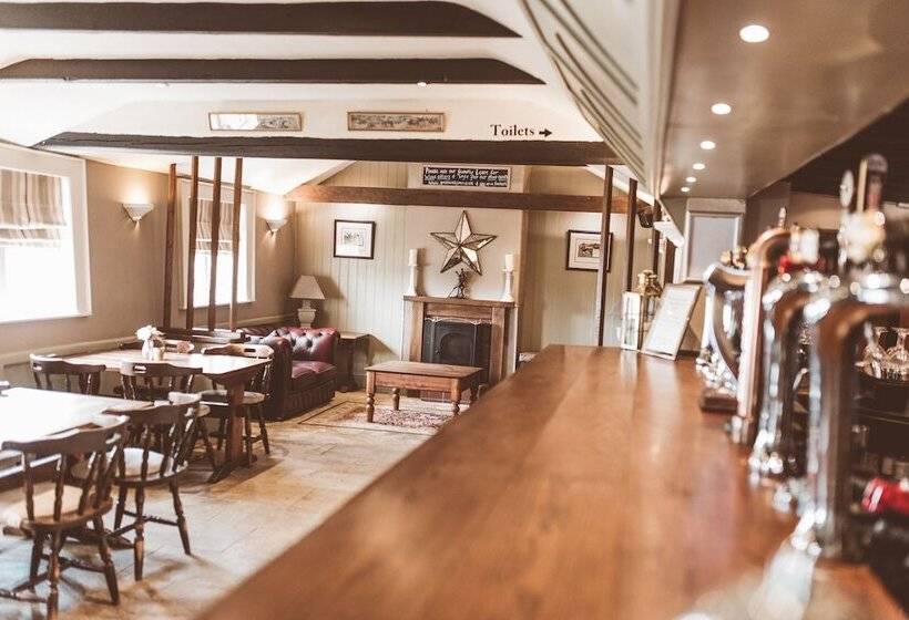 ホテル The Poachers Country