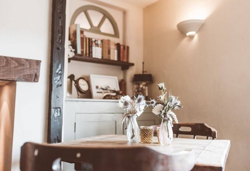 ホテル The Poachers Country