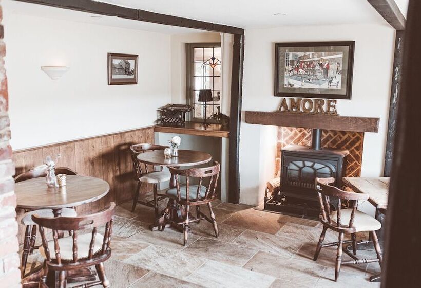 ホテル The Poachers Country