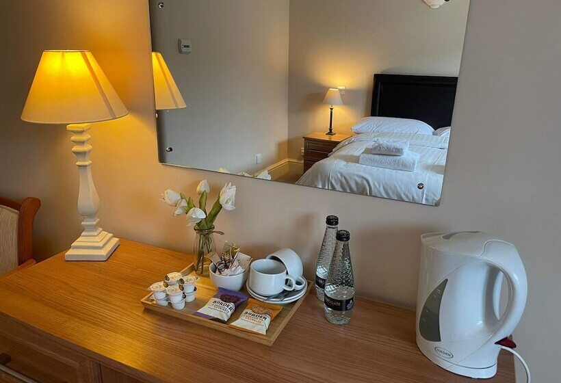 ホテル The Poachers Country