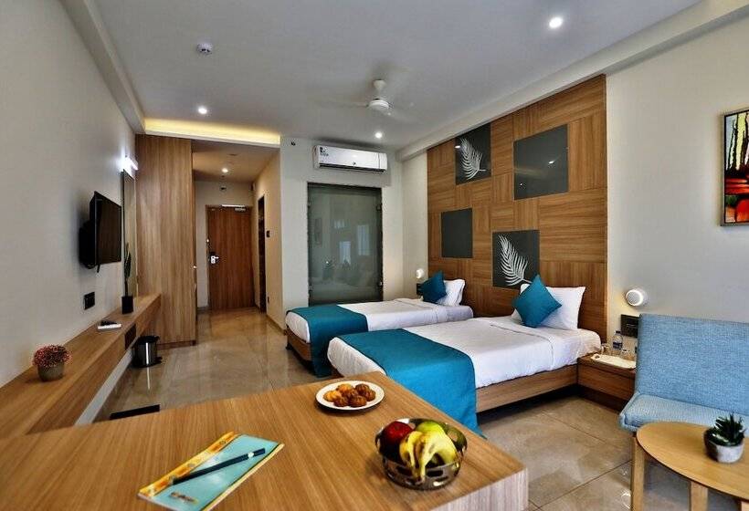 هتل Vits Devbhumi