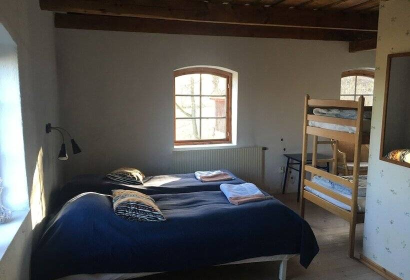 Körsbärsgården Bed & Breakfast