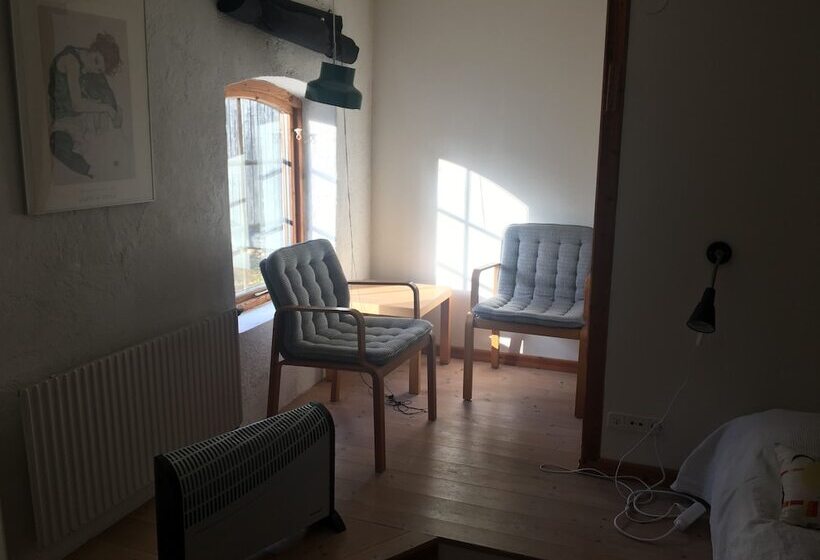 Körsbärsgården Bed & Breakfast