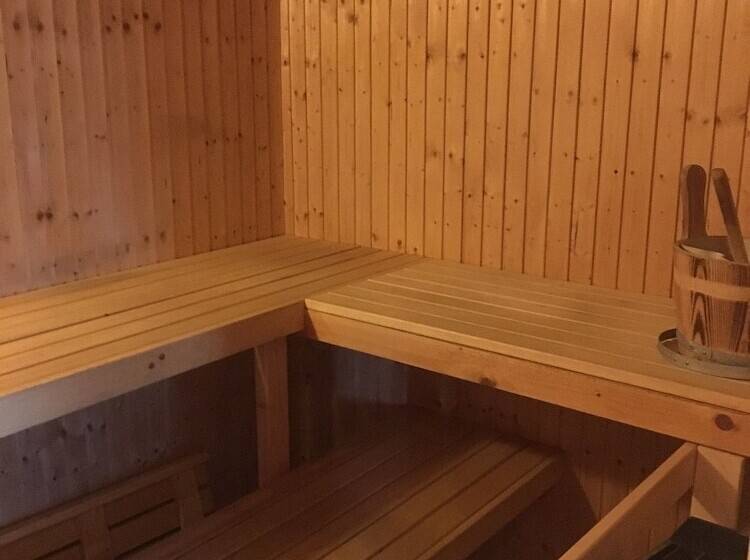 Körsbärsgården Bed & Breakfast