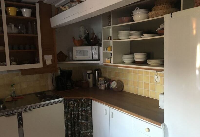 Körsbärsgården Bed & Breakfast