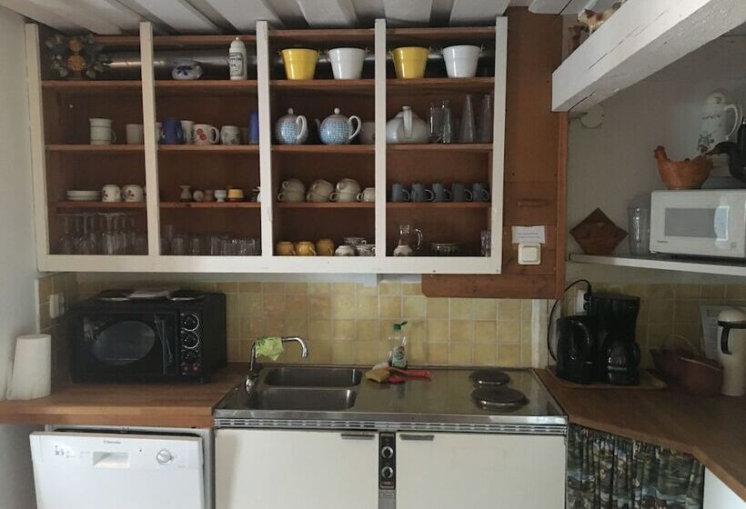 Körsbärsgården Bed & Breakfast