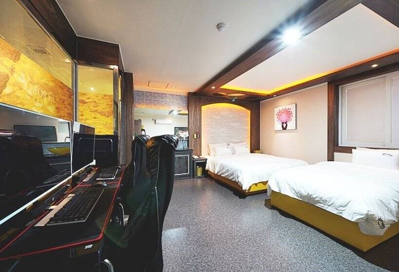 Motel Gimhae Jangyu Vibe