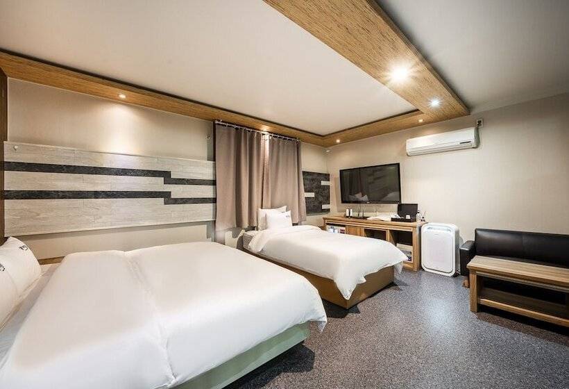 Motel Gimhae Jangyu Vibe