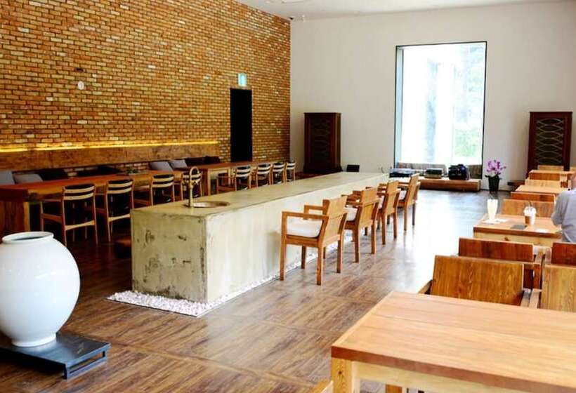 Pension Pyeongchang Goryeogoong Hanok