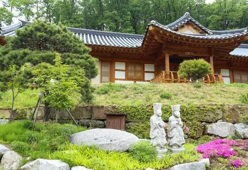 Majatalo Pyeongchang Goryeogoong Hanok