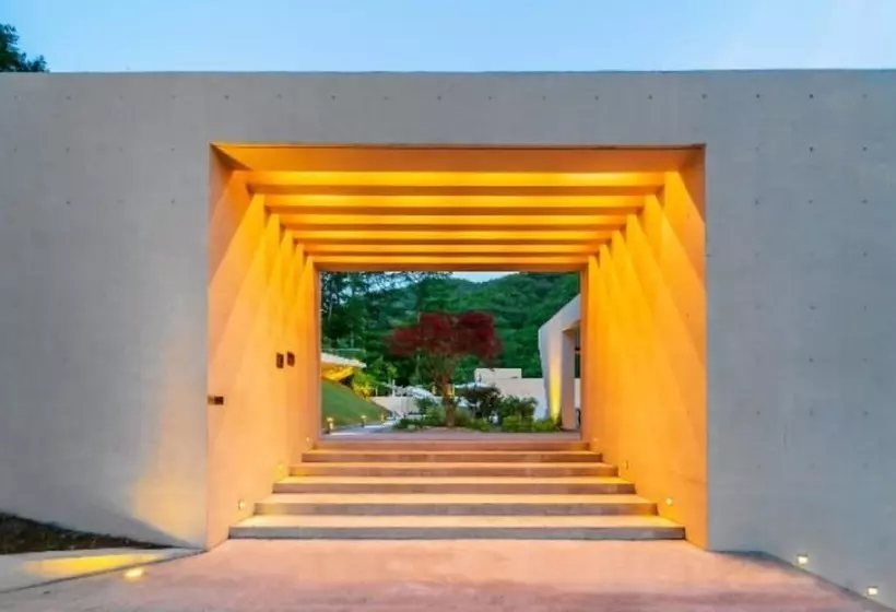 ペンション Hongcheon U Retreat Pool Villa