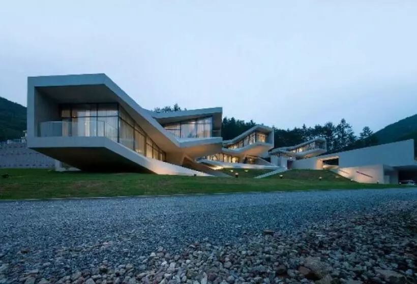 ペンション Hongcheon U Retreat Pool Villa