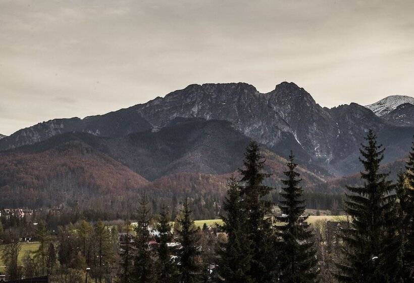 پانسیون Willa Leluja