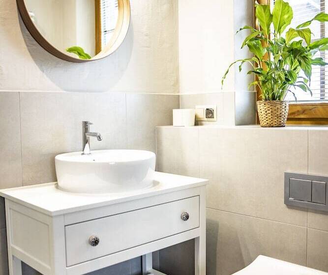 پانسیون Willa Leluja