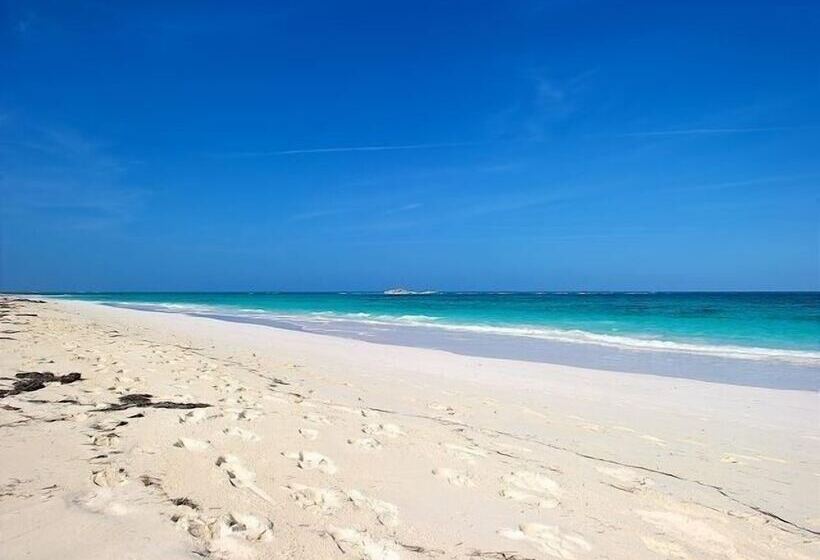 Pink Sand Cottage Cottage