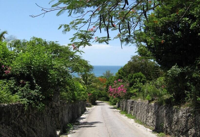 Pink Sand Cottage Cottage