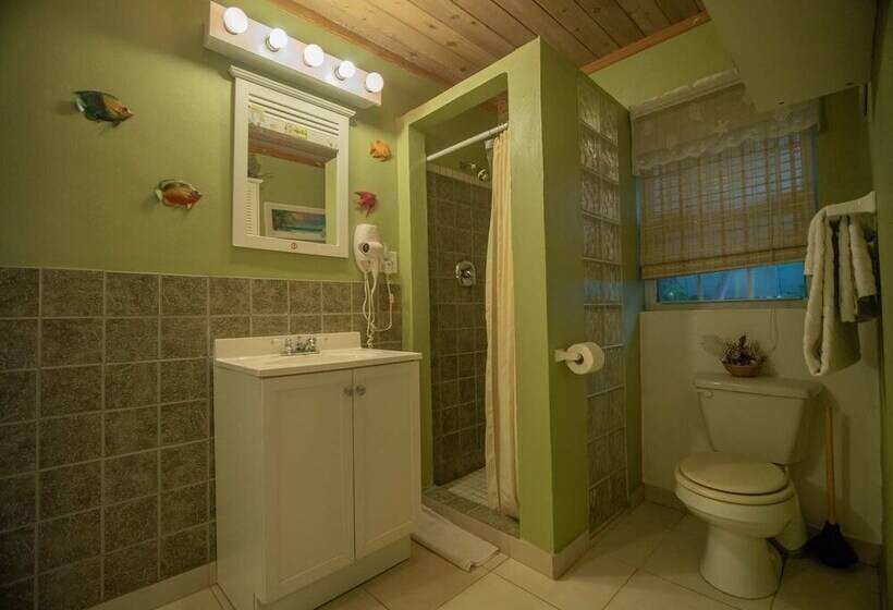 Pink Sand Cottage Cottage