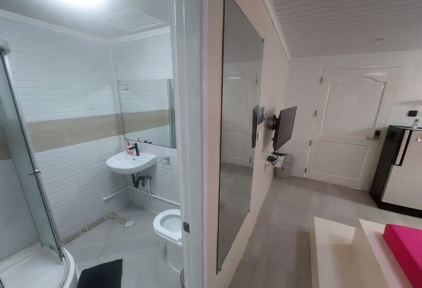 A Touch Of Pink Secret Garden Resort