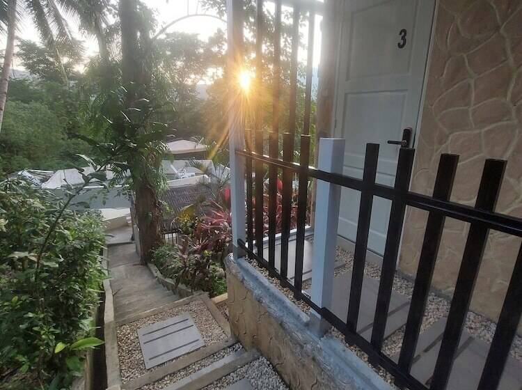 A Touch Of Pink Secret Garden Resort