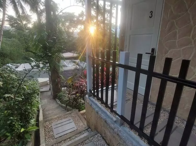 A Touch Of Pink Secret Garden Resort