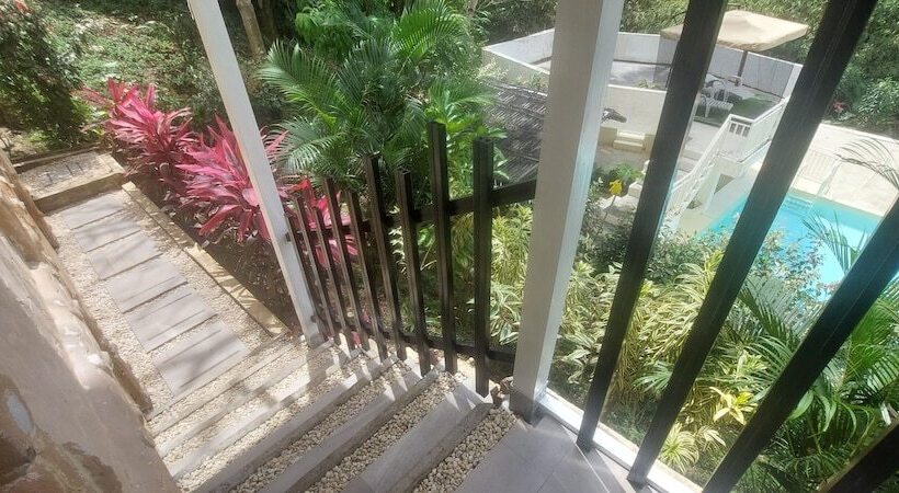 A Touch Of Pink Secret Garden Resort