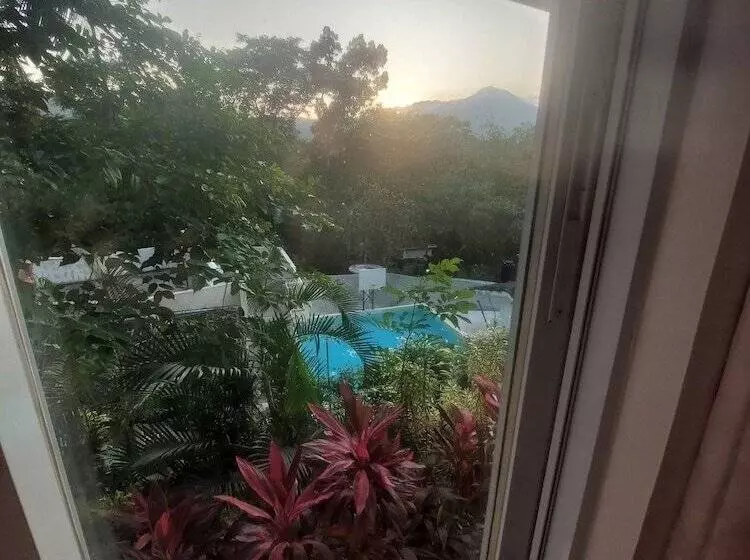 A Touch Of Pink Secret Garden Resort