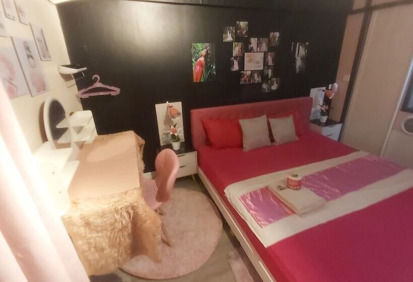 A Touch Of Pink Secret Garden Resort