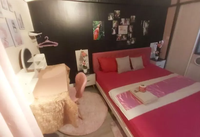 A Touch Of Pink Secret Garden Resort