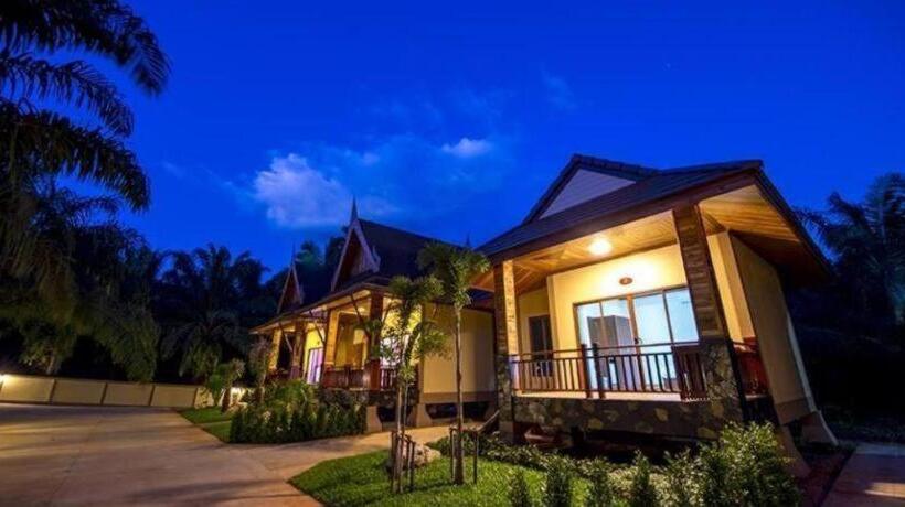 Dusit Phuphaya Resort