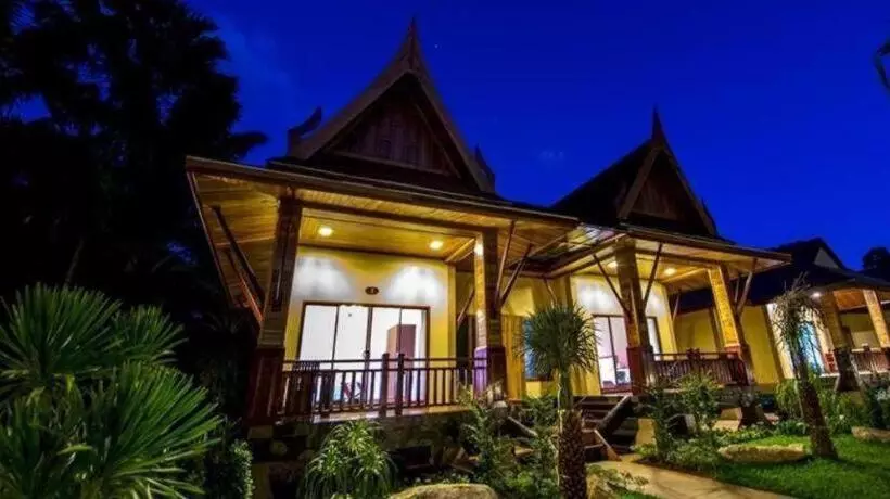 Dusit Phuphaya Resort