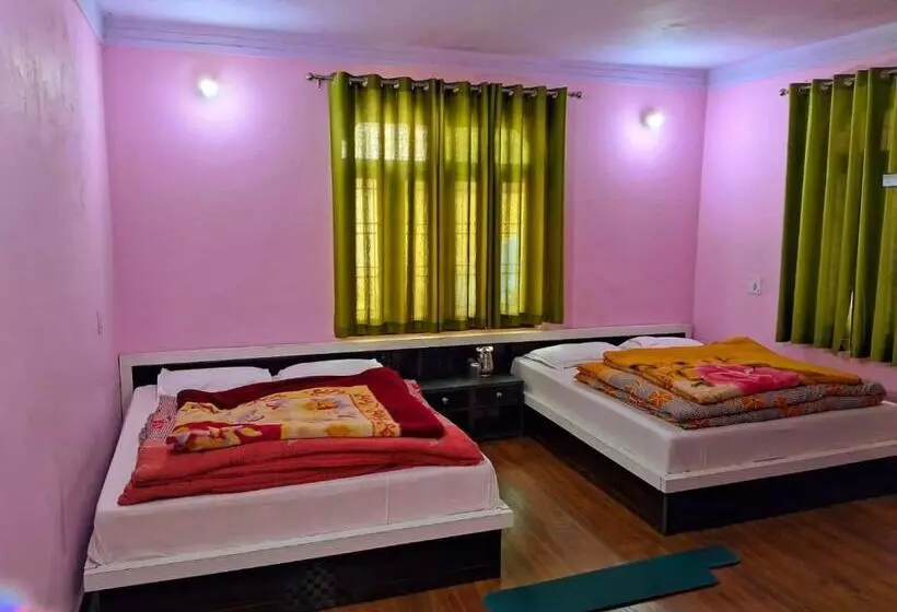 ホテル Badrinath Guest House